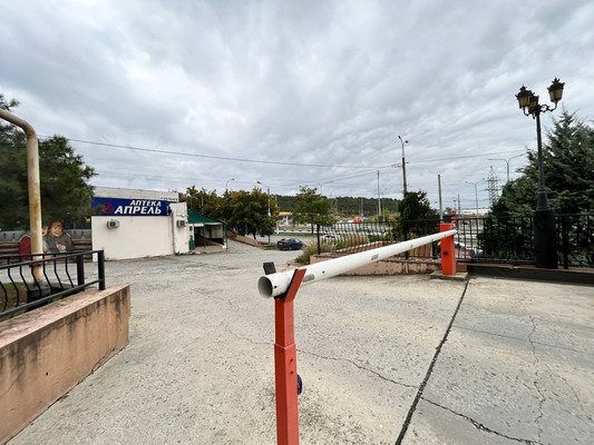 Продам двухкомнатную (2-комн.) квартиру, Ковыльная ул, 90, Симферополь г