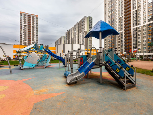 Продам многокомнатную квартиру, Лидии Зверевой ул, 5к1, Санкт-Петербург г