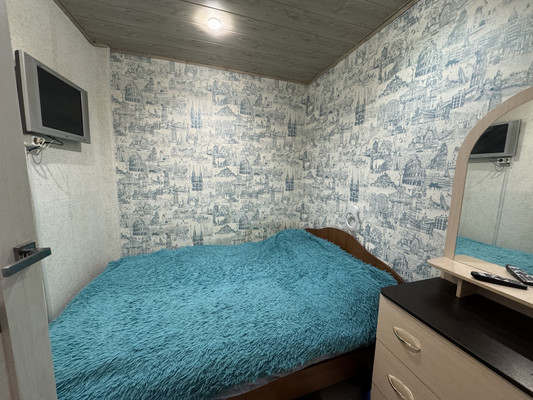 Продам трехкомнатную (3-комн.) квартиру, Ясная ул, 1, Новые Дарковичи п