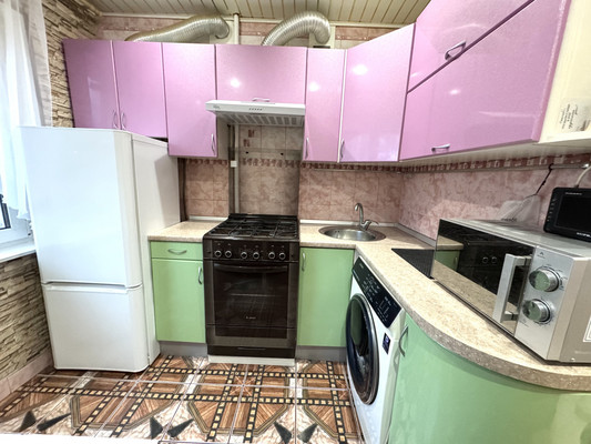 Продам трехкомнатную (3-комн.) квартиру, Ясная ул, 1, Новые Дарковичи п