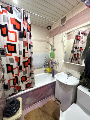 Продам трехкомнатную (3-комн.) квартиру, Ясная ул, 1, Новые Дарковичи п