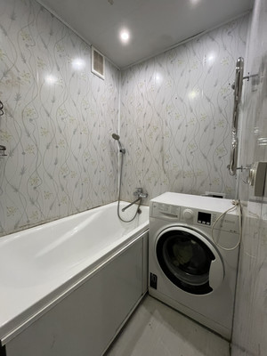 Продам двухкомнатную (2-комн.) квартиру, Южно-Моравская ул, 42, Воронеж г