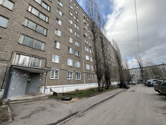 Продам двухкомнатную (2-комн.) квартиру, Южно-Моравская ул, 42, Воронеж г