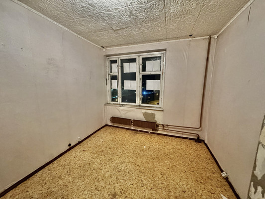 Продам однокомнатную (1-комн.) квартиру, Авиаторов ул, 11к1, Москва г