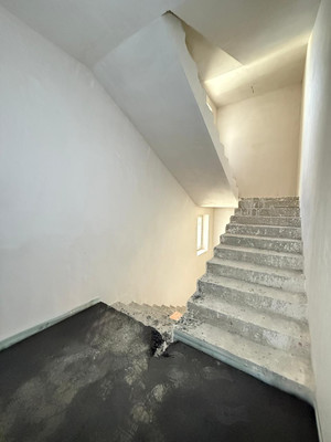 Продам однокомнатную (1-комн.) квартиру, Мовсисяна ул, 15а, Нальчик г