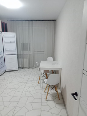 Сдам однокомнатную (1-комн.) квартиру, Красина ул, 53к4, Новороссийск г