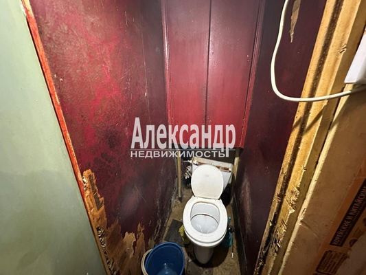 Продам трехкомнатную (3-комн.) квартиру, Петергофское ш, 1к1, Санкт-Петербург г