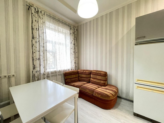 Продам двухкомнатную (2-комн.) квартиру, Березовая аллея ул, 5к1, Апрелевка г