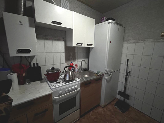 Продам двухкомнатную (2-комн.) квартиру, Молодежный пр-кт, 1б, Нижний Новгород г