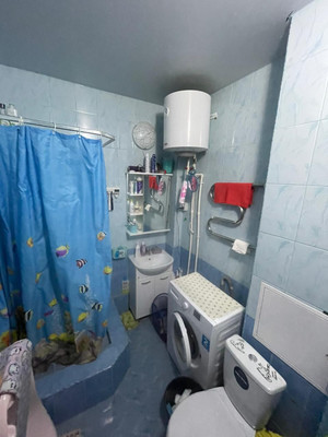 Продам однокомнатную (1-комн.) квартиру, Огородная ул, 84/1к1, Батайск г