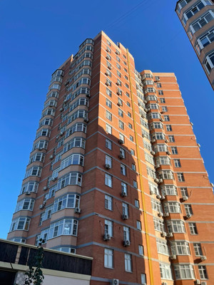 Продам однокомнатную (1-комн.) квартиру, Огородная ул, 84/1к1, Батайск г