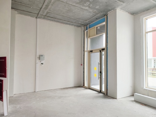 Сдам торговое помещение 99,2 м2, Золотистый б-р, 17, Екатеринбург г