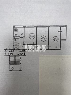 Продам трехкомнатную (3-комн.) квартиру, Сиреневый б-р, 8к1, Санкт-Петербург г