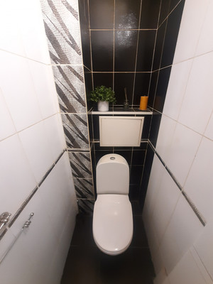 Продам двухкомнатную (2-комн.) квартиру, Гостилицкое ш, 7к1, Петергоф г