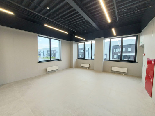 Сдам торговое помещение 581 м2, Шахово д