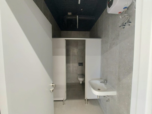 Сдам торговое помещение 581 м2, Шахово д