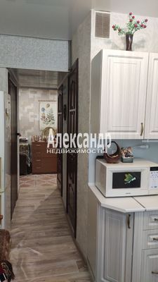 Продам однокомнатную (1-комн.) квартиру, Шоссейная ул, 37, Петровское п