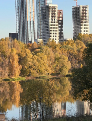 Продам многокомнатную квартиру, Маршала Захарова ул, 6к3, Москва г