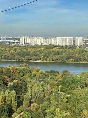 Продам многокомнатную квартиру, Маршала Захарова ул, 6к3, Москва г