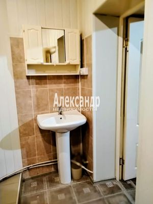 Продам двухкомнатную (2-комн.) квартиру, Ленина пр-кт, 8А, Выборг г