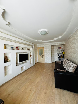 Продам трехкомнатную (3-комн.) квартиру, им. Достоевского ул, 84к1, Краснодар г