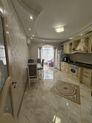 Продам трехкомнатную (3-комн.) квартиру, им. Достоевского ул, 84к1, Краснодар г