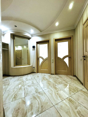 Продам трехкомнатную (3-комн.) квартиру, им. Достоевского ул, 84к1, Краснодар г