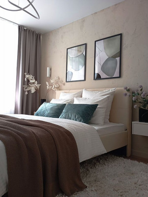 Продам двухкомнатную (2-комн.) квартиру, Адоратского ул, 5, Казань г