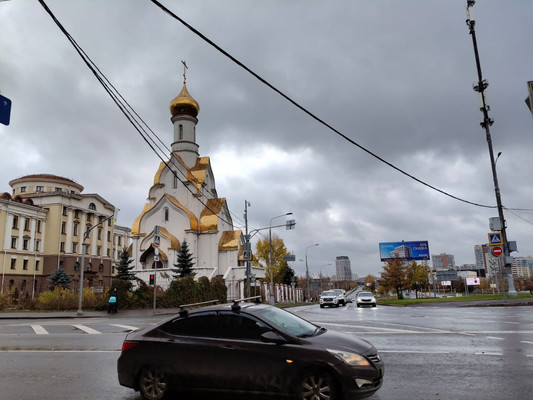 Продам трехкомнатную (3-комн.) квартиру, Трофимова ул, 13, Москва г