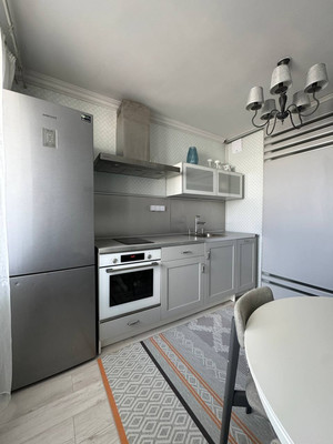 Продам двухкомнатную (2-комн.) квартиру, Березовая ул, 12, Видное г