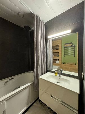 Продам двухкомнатную (2-комн.) квартиру, Березовая ул, 12, Видное г