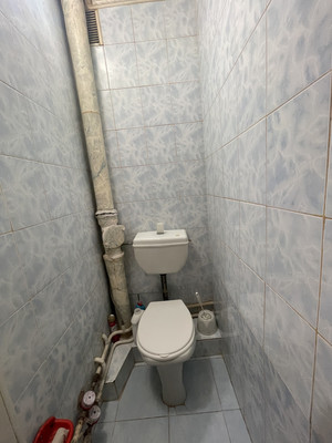 Продам двухкомнатную (2-комн.) квартиру, Балаклавская ул, 63, Симферополь г