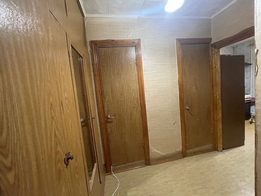 Продам двухкомнатную (2-комн.) квартиру, Балаклавская ул, 63, Симферополь г