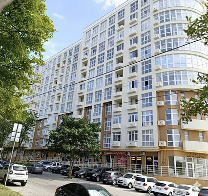 Продам однокомнатную (1-комн.) квартиру, Маршала Советского Союза Буденного С.М. ул, 33к5, Симферополь г