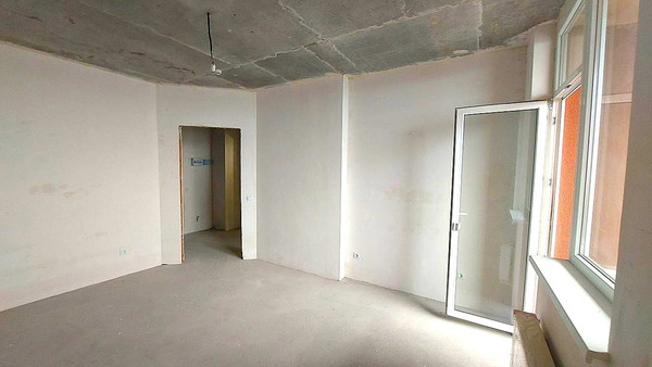 Продам однокомнатную (1-комн.) квартиру, Генерала Толстикова ул, 8, Калининград г