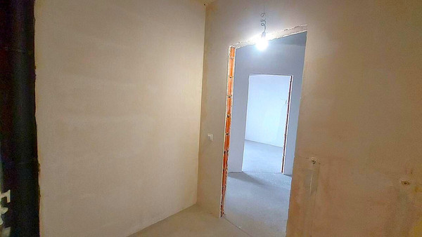 Продам однокомнатную (1-комн.) квартиру, Генерала Толстикова ул, 8, Калининград г