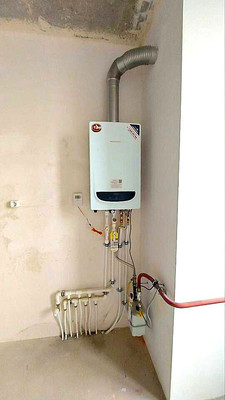 Продам однокомнатную (1-комн.) квартиру, Генерала Толстикова ул, 8, Калининград г