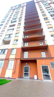 Продам однокомнатную (1-комн.) квартиру, Генерала Толстикова ул, 8, Калининград г