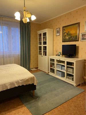 Продам двухкомнатную (2-комн.) квартиру, Плещеева ул, 18, Москва г