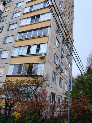 Продам трехкомнатную (3-комн.) квартиру, Карбышева ул, 33, Нахабино рп