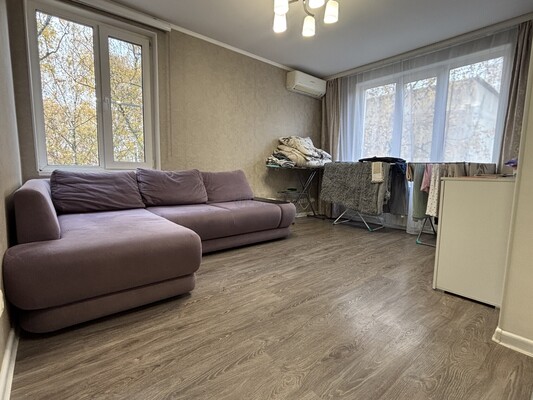 Продам двухкомнатную (2-комн.) квартиру, Электрификации ул, 12, Люберцы г