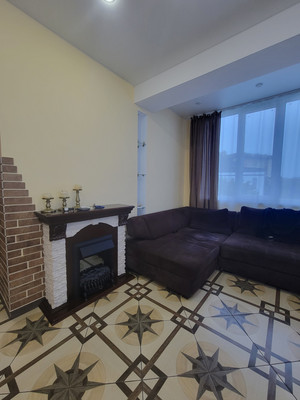 Продам двухкомнатную (2-комн.) квартиру, Шаумяна ул, 24, Хлебороб с