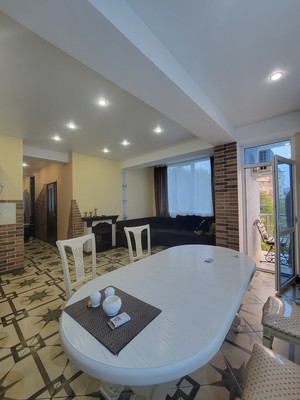 Продам двухкомнатную (2-комн.) квартиру, Шаумяна ул, 24, Хлебороб с