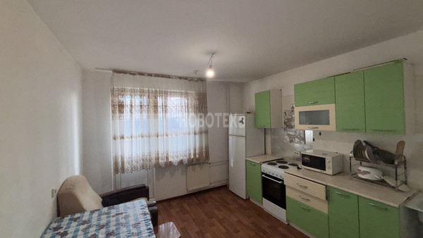 Сдам двухкомнатную (2-комн.) квартиру, Надежды ул, 1, Крымск г