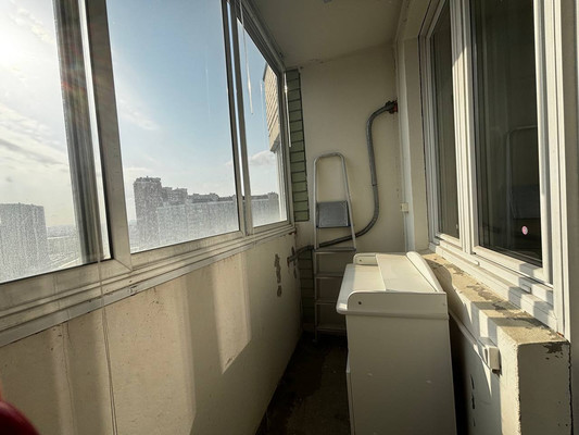 Продам однокомнатную (1-комн.) квартиру, Вертолётчиков ул, 9к1, Москва г