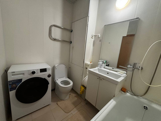 Продам однокомнатную (1-комн.) квартиру, Вертолётчиков ул, 9к1, Москва г