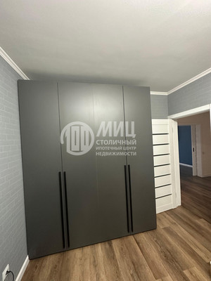 Продам трехкомнатную (3-комн.) квартиру, Варшавское ш, 143к2, Москва г