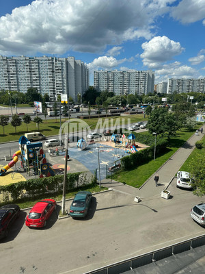 Продам трехкомнатную (3-комн.) квартиру, Варшавское ш, 143к2, Москва г