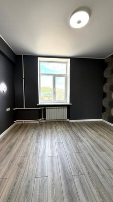 Продам трехкомнатную (3-комн.) квартиру, Горького ул, 2, Октябрьский г