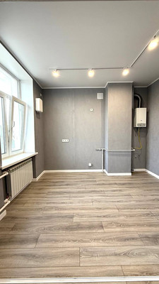 Продам трехкомнатную (3-комн.) квартиру, Горького ул, 2, Октябрьский г